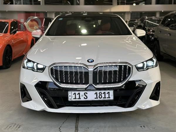 بی ئێم دەبڵیو سیریەس 5 2024  بۆ فرۆشتن لە عێراق -  بەغداد